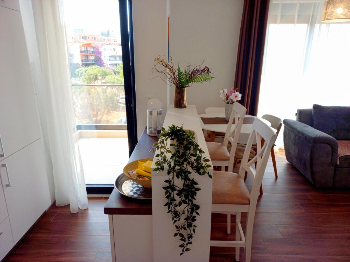 Iraida-4 Appartement Dobra Voda Buitenkant foto